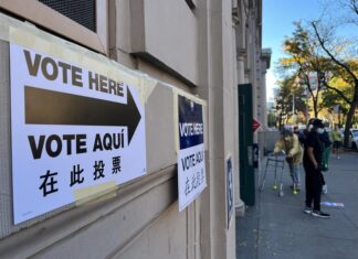 Voto de los mayores de 50 en Arizona es clave para una victoria presidencial, dice sondeo arizona