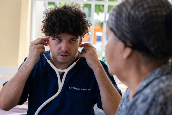 As-doctors-leave-Puerto-Rico-in-droves,-a-rapper-tries-to-fill-the-gaps Puerto Rico