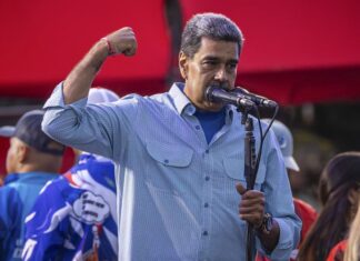 El CNE anuncia que Maduro gana las presidenciales con un 51,20 % con el 80 % escrutado maduro