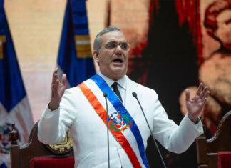 Abinader envía al Congreso dominicano la reforma constitucional Abinader