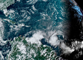 Emiten alerta de tormenta tropical para islas del noreste del Caribe tormenta