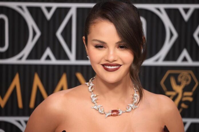 Google y Selena Gómez anuncian campaña para la salud mental en adolescentes de EEUU salud mental