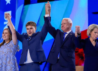 Walz’s night, Bill Clinton’s dig at Trump, influencers flexing clout. DNC Day 3 takeaways Walz