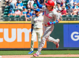 Wheeler’s strong start snaps Phillies’ losing streak with 6-0 win against Mariners Phillies