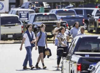 El autor del tiroteo en Georgia tiene 14 años y será juzgado como un adulto por asesinato tiroteo