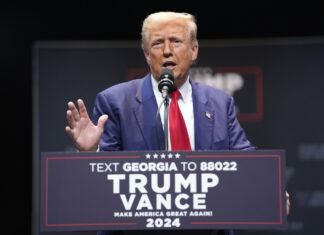 Trump propone aranceles del 100% sobre autos fabricados en México aranceles