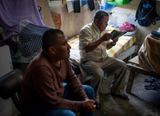 Ante el temor de ir a su iglesia, algunos nicaragüenses han hecho de sus casas sus templos nicaragüenses