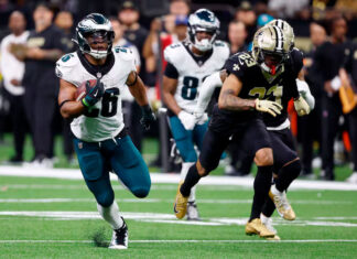 Dos anotaciones de Saquon Barkley en el cuarto periodo llevan a Eagles a vencer 15-12 a Saints Eagles