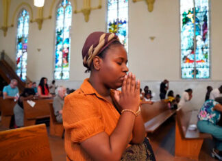 Haitians in Ohio find solidarity at church after chaotic week of false pet-eating claims Haitians