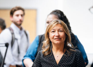 Julie Chávez Rodríguez Leads Historic Meeting with Latino Leaders in Philadelphia for Meeting 2024 Campaign Julie Chávez Rodríguez