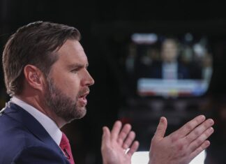 Vance alega falsa y abiertamente que Trump no perdió las elecciones en 2020 Vance