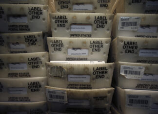 Cómo el voto anticipado en EE. UU. se volvió tan extendido y tan politizado voto