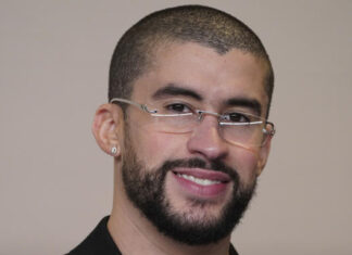 Bad Bunny defiende a los inmigrantes y llama a la unidad en el vídeo del tema ‘Nuevayol’ Bad Bunny