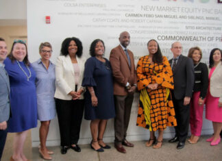 Miembros y aliados de la Coalición de Escuelas Chárter de Filadelfia estudiantes