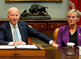 Huracanes consecutivos redefinen la recta final de la campaña electoral 2024 Huracanes