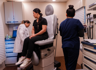 Más clínicas móviles están llevando anticonceptivos de acción prolongada a zonas rurales rurales