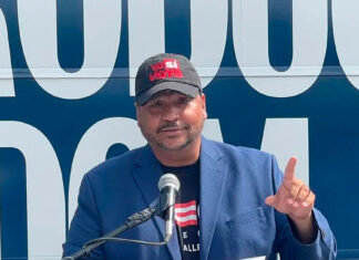 Víctor Martínez, una voz capaz de movilizar a los latinos a votar Víctor Martínez