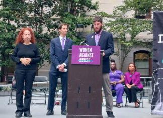 En el Mes de la Concientización sobre la Violencia Doméstica Violencia Doméstica