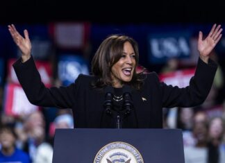 La campaña de Harris augura unas elecciones «ajustadas» y pide calma ante conteo de votos Harris