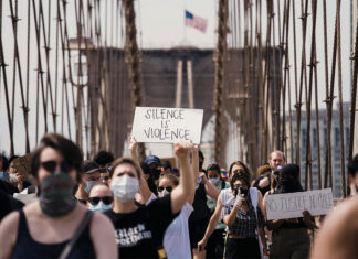 Se disparan los mensajes agresivos contra negros y minorías tras las elecciones violencia