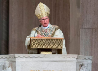 Obispos de EE. UU. debaten sobre aborto e inmigración con Trump como telón de fondo Trump