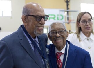 Reconocen a legendarios músicos Willie Rosario y Rafael Ithier como músicos del ejército Willie Rosario