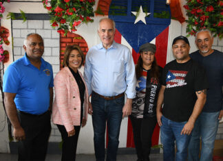 Senador Bob Casey refuerza su campaña dirigida a los votantes latinos de Pensilvania Bob Casey