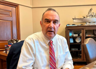 Estados liderados por republicanos implementan planes que podrían apoyar deportación masiva de Trump Trump