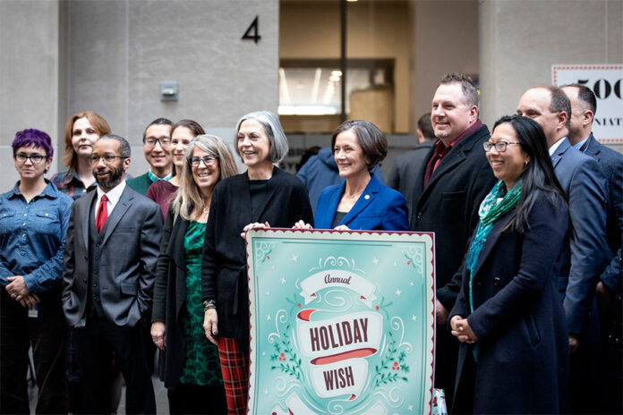 Shapiro-administration-celebrates-35th-annual-holiday-wish-program-1 Shapiro