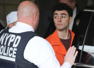 Suspect in UnitedHealthcare CEO killing faces new federal murder charges with his return to New York UnitedHealthcare