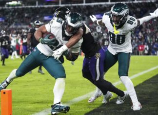 Philadelphia defense, Tucker’s misses help the Eagles to a 24-19 win in their showdown with Ravens Philadelphia