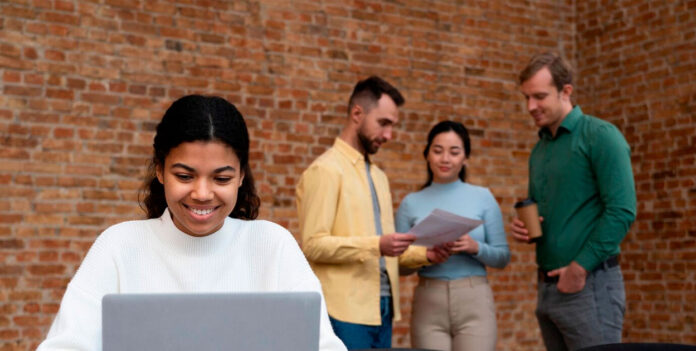 editorial-slider immigrant