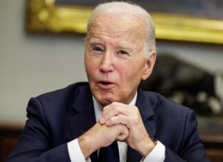 Biden condona deuda a 150.000 estudiantes más y eleva total de beneficiados a 5 millones Biden
