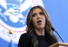 Kristi Noem se fue, pero el racismo permanece y se suma la guerra