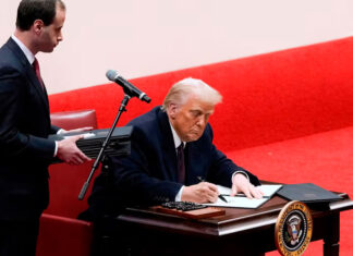 Gobierno de Trump ordena licencia a todo el personal federal de diversidad, igualdad e inclusión Trump