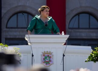 La gobernadora se reunirá con agencias federales para tratar la redada contra inmigrantes inmigrantes