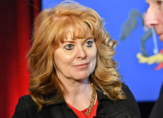 Pennsylvania row officers are sworn in, marking the first time Republicans hold all 3 offices Pennsylvania