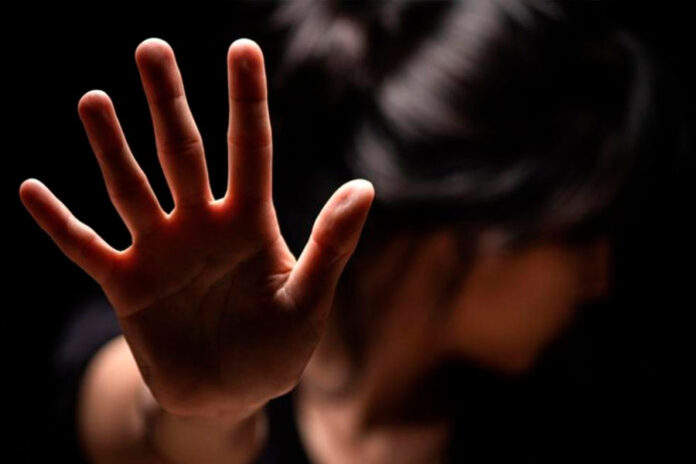 Shapiro-Davis-Administration-Stands-with-Survivors Shapiro