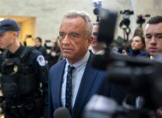 Más de 18.000 médicos piden Senado no confirme a Kennedy como secretario de Salud de EE. UU. Kennedy