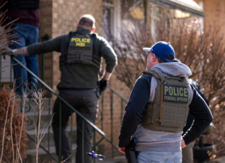 ICE deports immigrant mother of an infant and 3 children who are US citizens ICE