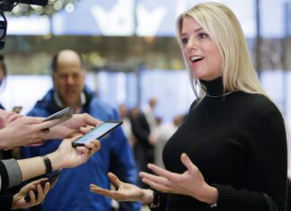 Fiscal de EE. UU. demanda a Nueva York por permitir a migrantes obtener licencias de conducir Nueva York