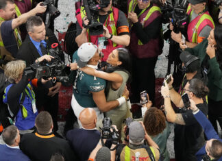 Jalen Hurts silencia a escépticos ganando el Jugador Más Valioso del Super Bowl Jalen Hurts