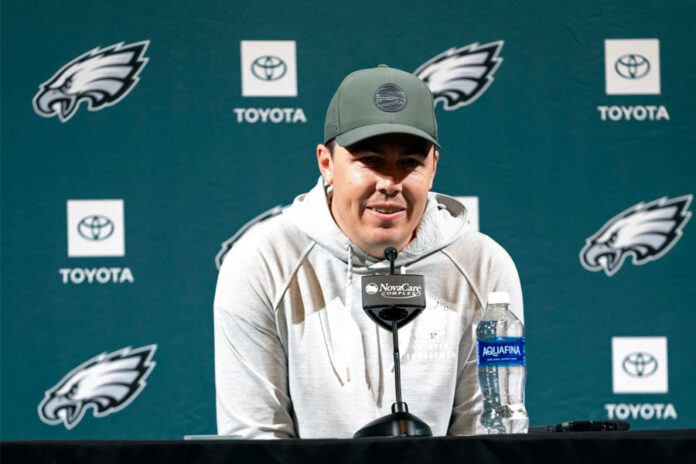 Eagles-offensive-coordinator-Kellen Eagles