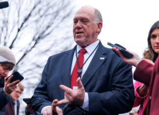 El Gobierno de Trump demanda a Chicago por dificultar las tareas de deportación Trump