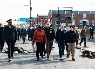 El secretario de Transporte se congratula con las autoridades de Filadelfia sobre su respuesta al accidente que dejó una zona de impacto «expansiva» Filadelfia