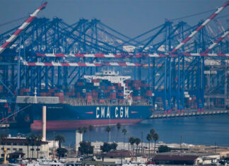 Entran en vigor aranceles estadounidenses sobre productos chinos productos