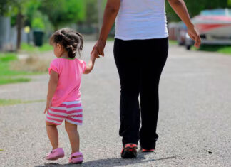 El Supremo se alinea con Trump contra el veto a su orden para limitar la ciudadanía por nacimiento Trump