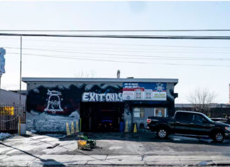 ¿Por qué ICE se enfocaría en un lavado de autos del norte de Filadelfia para hacer arrestos? Los expertos en inmigración creen saberlo ICE