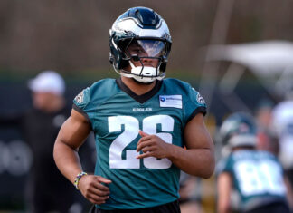 Pro Picks: Eagles will beat the Chiefs in the Super Bowl, preventing Kansas City from a three-peat Eagles