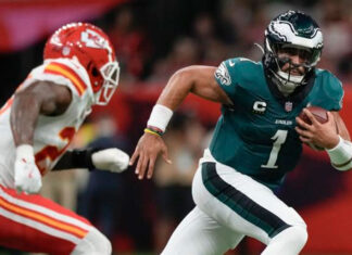 The Latest: Eagles spoil Chiefs’ three-peat bid, win Super Bowl 40-22 Eagles